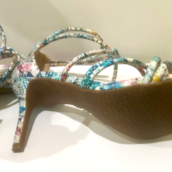 Amelia Grace Snakeskin Multi Color Rope Straps Zipper Heel 3.5 inch Stiletto - Picture 5 of 5